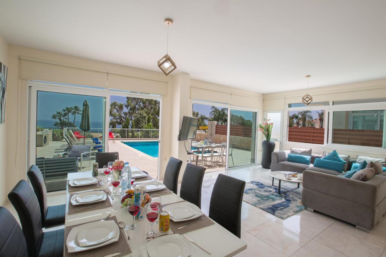 Shaye Front Line Villa Protaras Extérieur photo