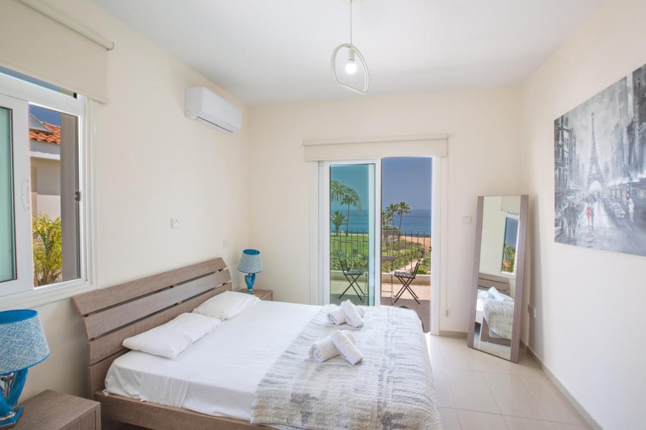Shaye Front Line Villa Protaras Extérieur photo